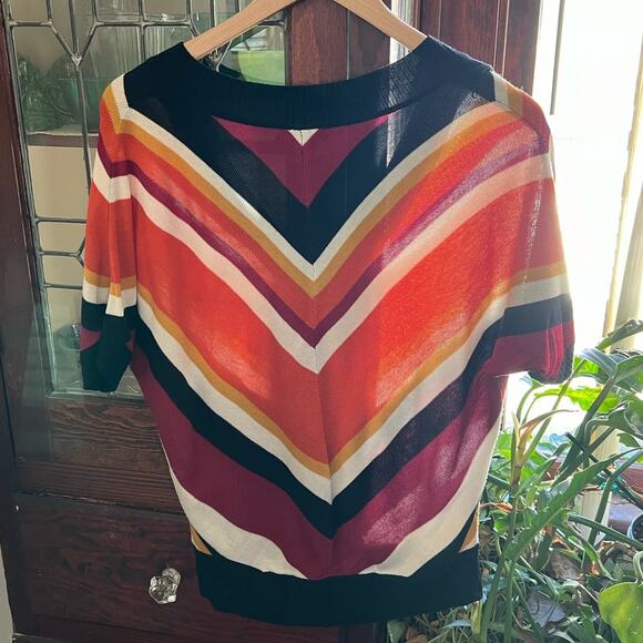 Y2K Vintage New York & Company Chevron Stripe Sweater Top Size S V-Neck Preppy - Picture 12 of 17